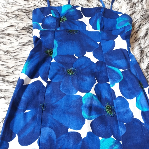 Summer Floral dress - Picture 5 of 8